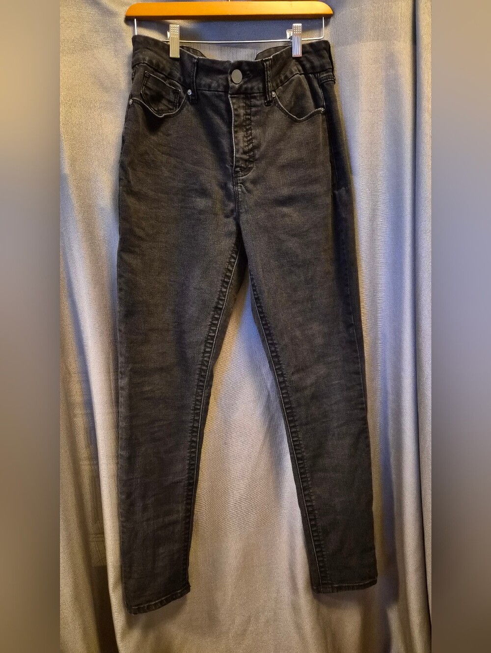 Seven Black Women’s Jeans - Classic Slim Fit Size 1w